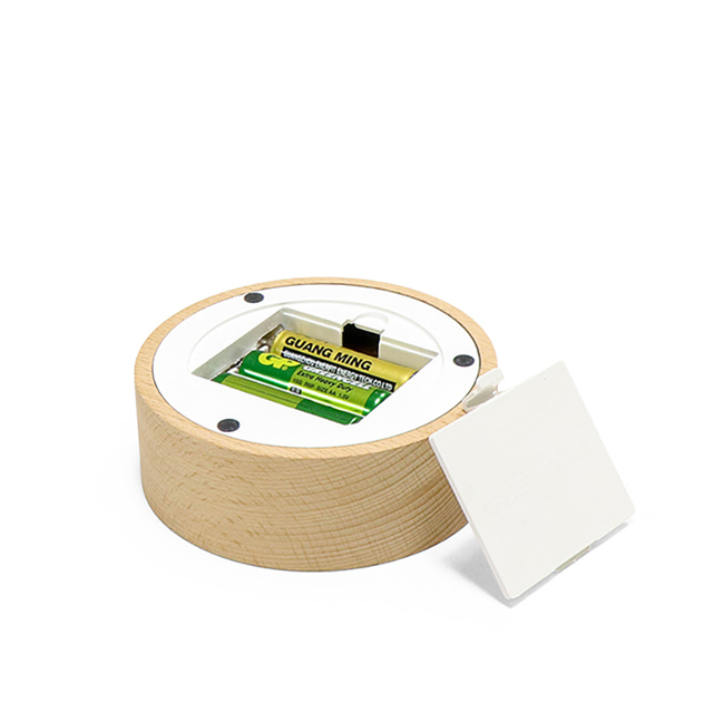 16 цветов RGB AA с аккумулятором деревянной светодиодной светодиодной основы с пультом дистанционного управления